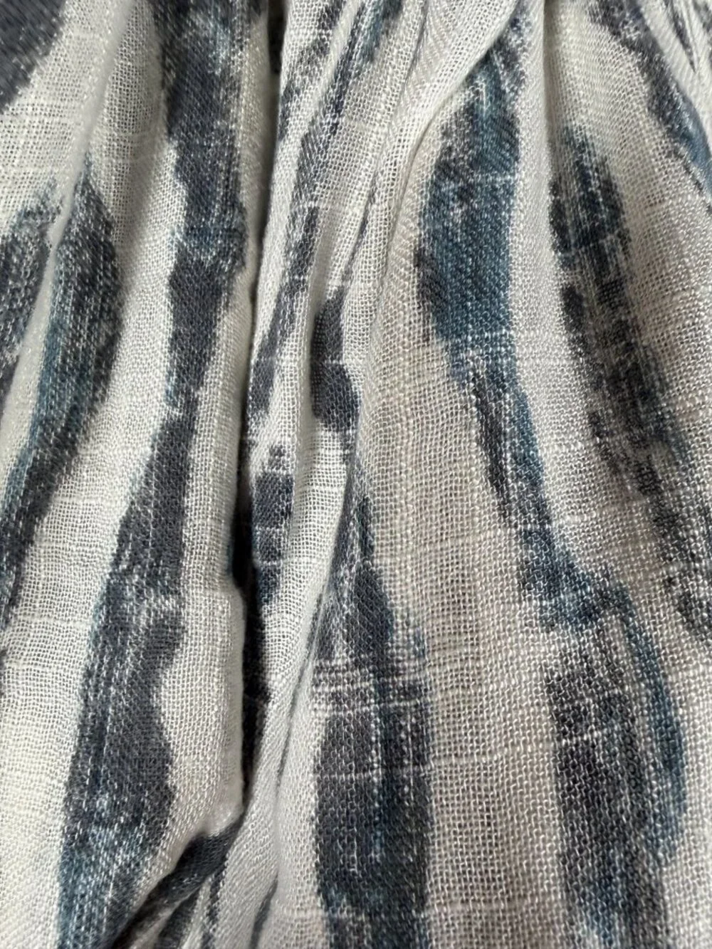 AX Armani Exchange Zebra Print Scarf White Black Fringe One Size 70x28 Boho